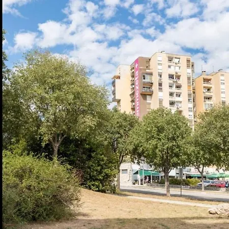Sena Apartment
