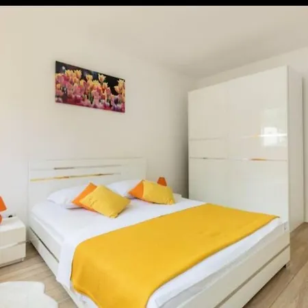 Sena Apartment